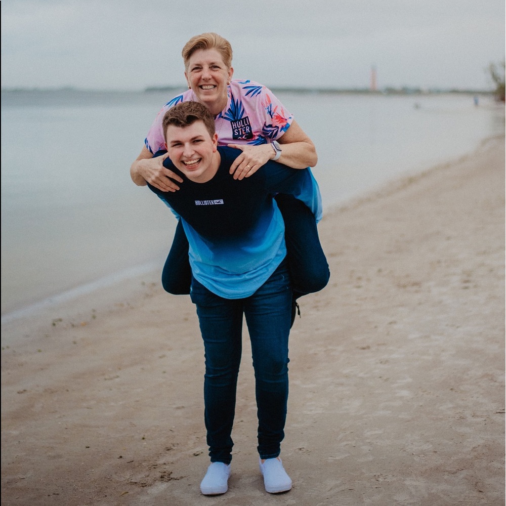 Meet your Posher, Matthew